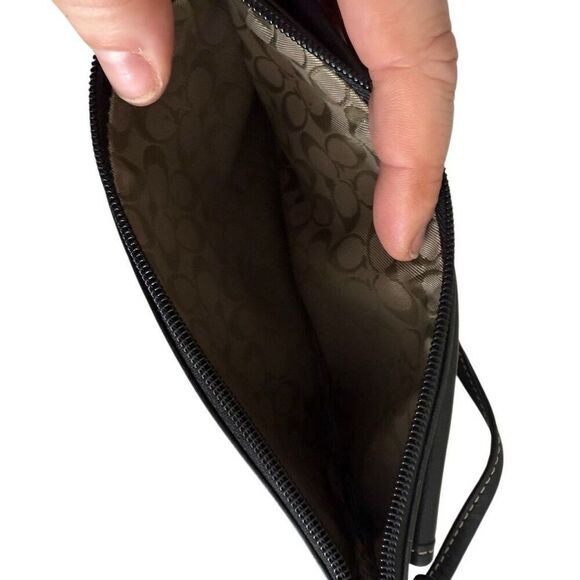 Coach black and silver wristlet - Picture 3 of 4